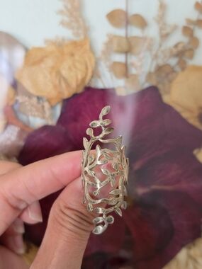 Sterling Silver Leaf Vine Statement Ring